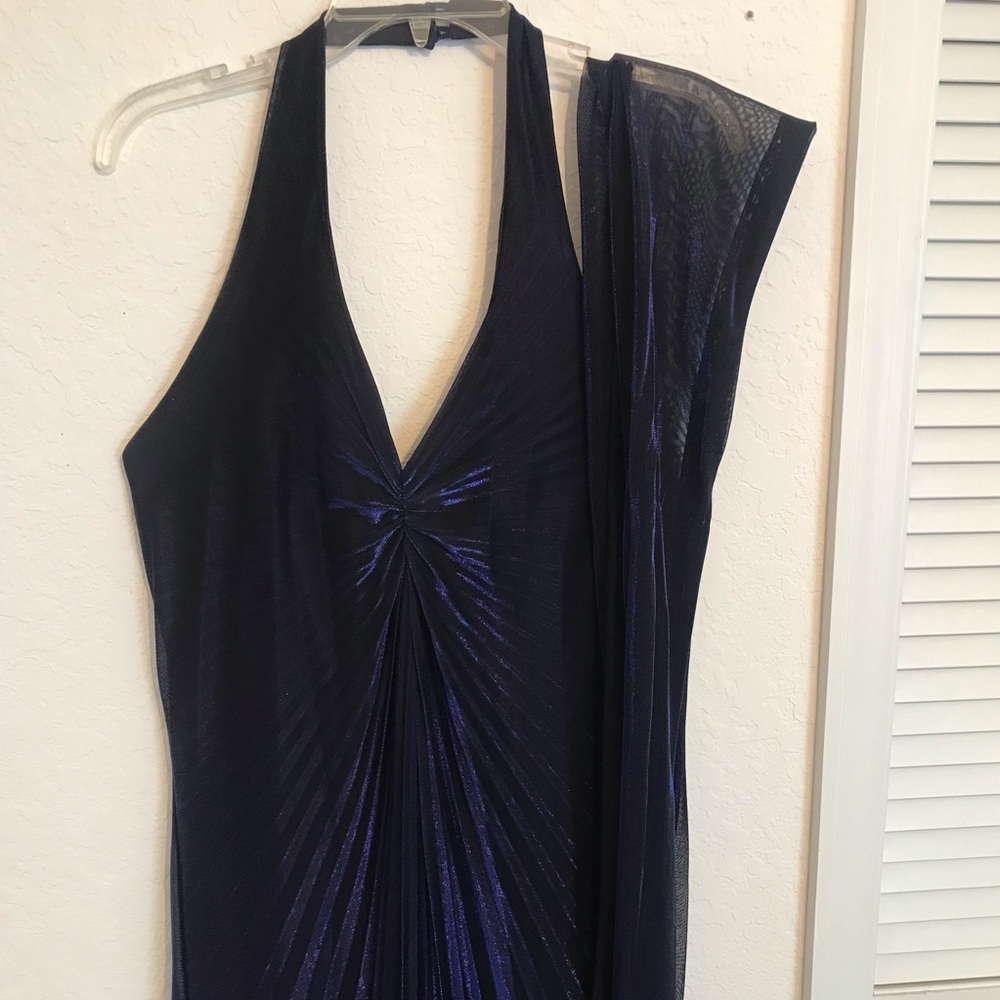 Dress - Picture 5 of 6